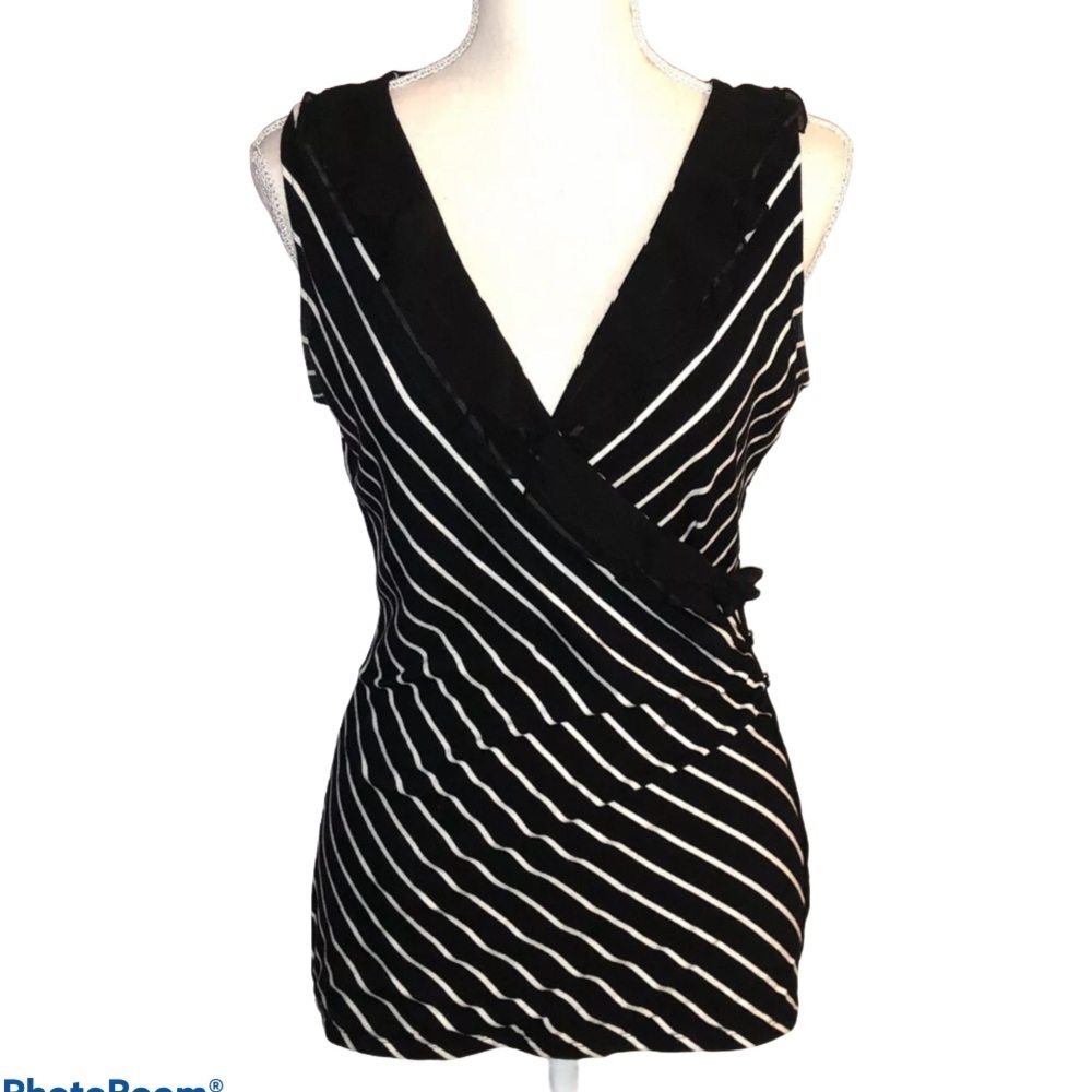 WHBM RUFFLE STRETCH Sleeveless blouse